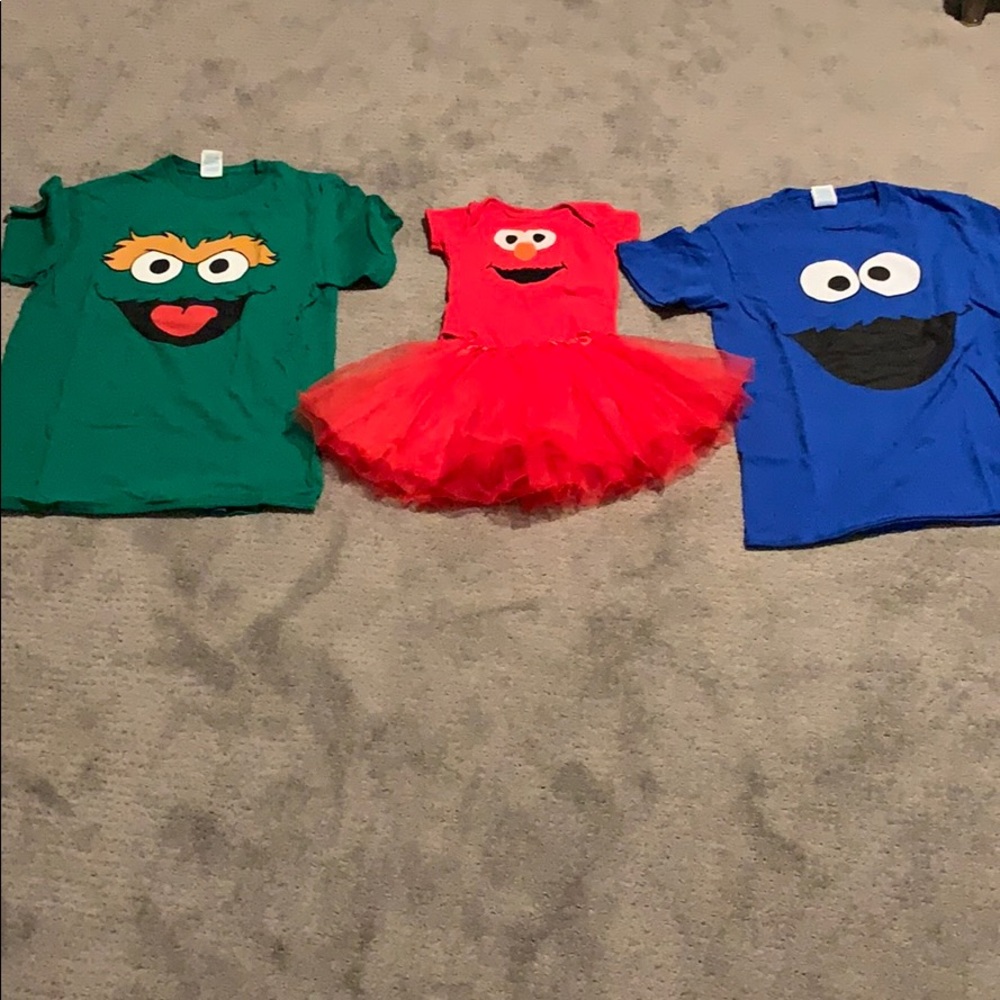 Sesame Street Elmo, Cookie Monster, Oscar costumes